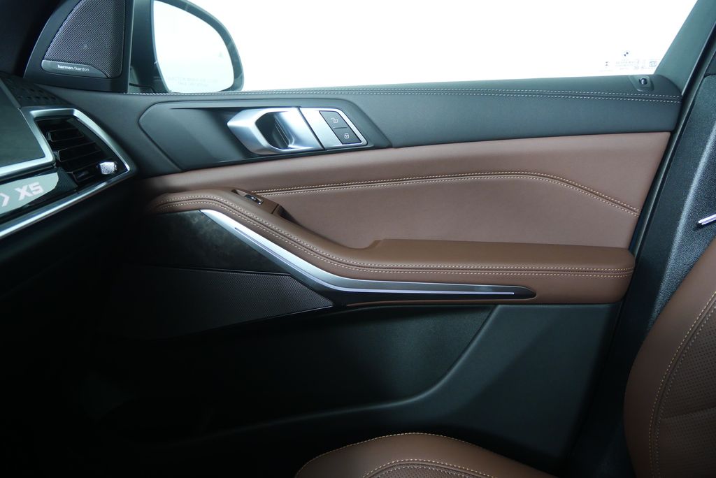 Thumbnail: 2026 BMW X5 - 24