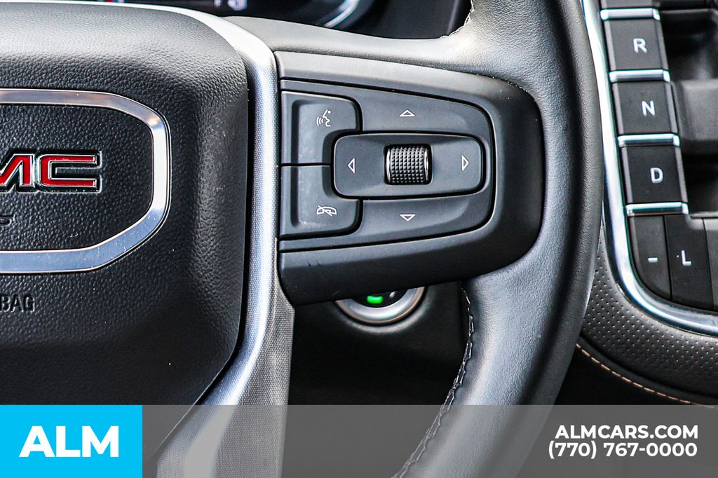 Used 2024 White GMC SLT image 36