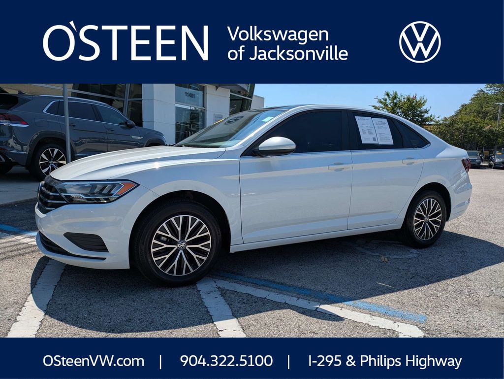  2021 Volkswagen Jetta SE FWD   