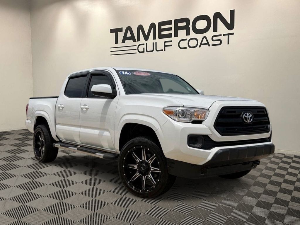 Super White 2016 Toyota Tacoma Pickup Truck 4X2 6-Speed Automatic
