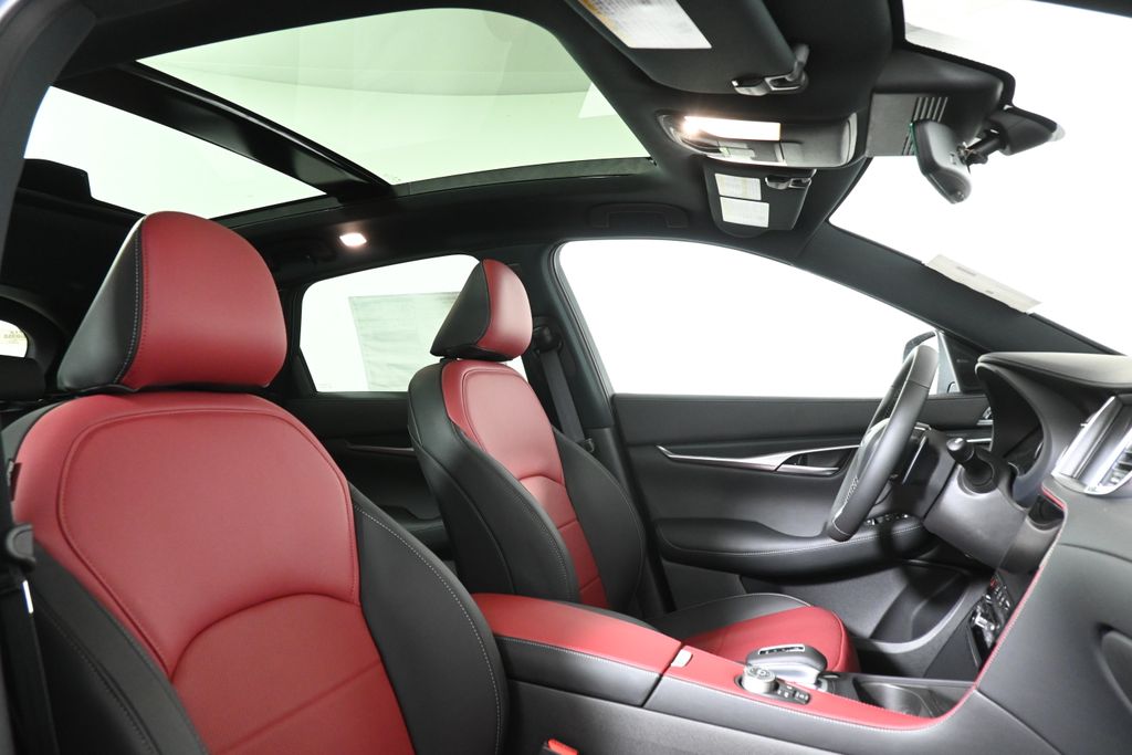 2025 INFINITI QX50 Sport 23