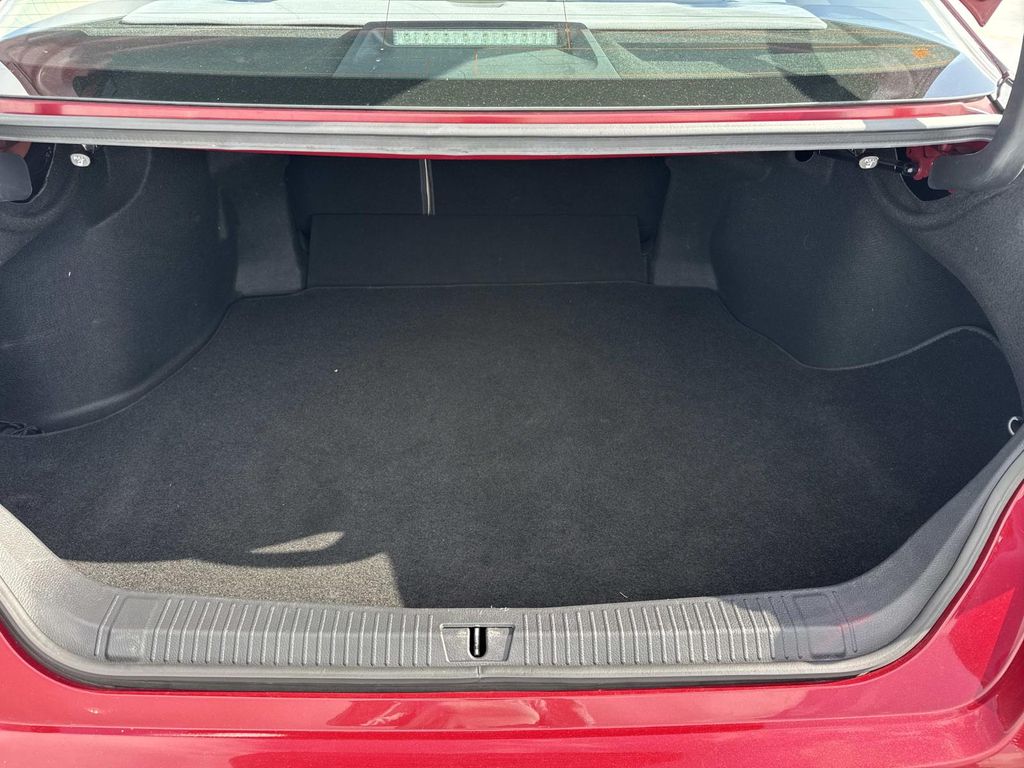 2019 Toyota Avalon Hybrid Limited - 7