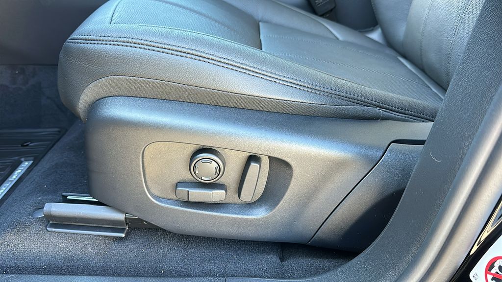 new 2026 Land Rover Range Rover Evoque car, priced at $62,280