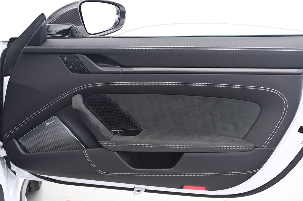 2024 Porsche 911 Carrera S 26