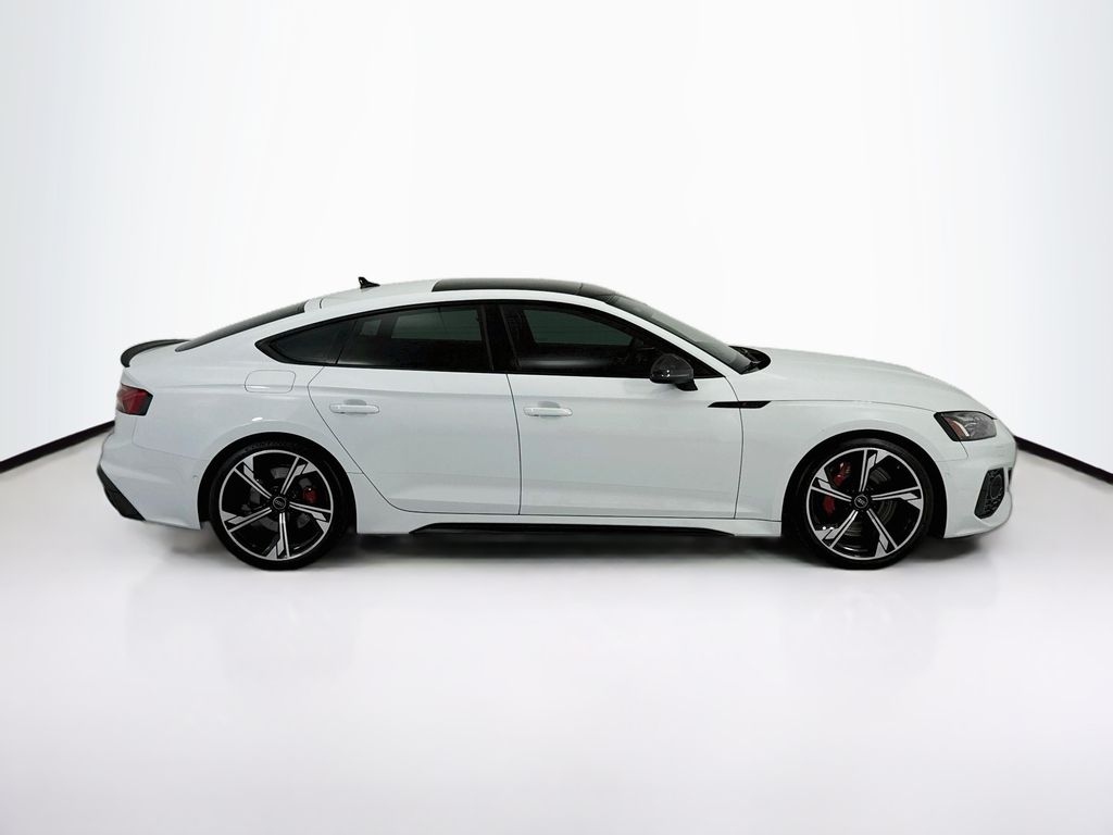 Thumbnail: 2022 Audi RS 5 - 4