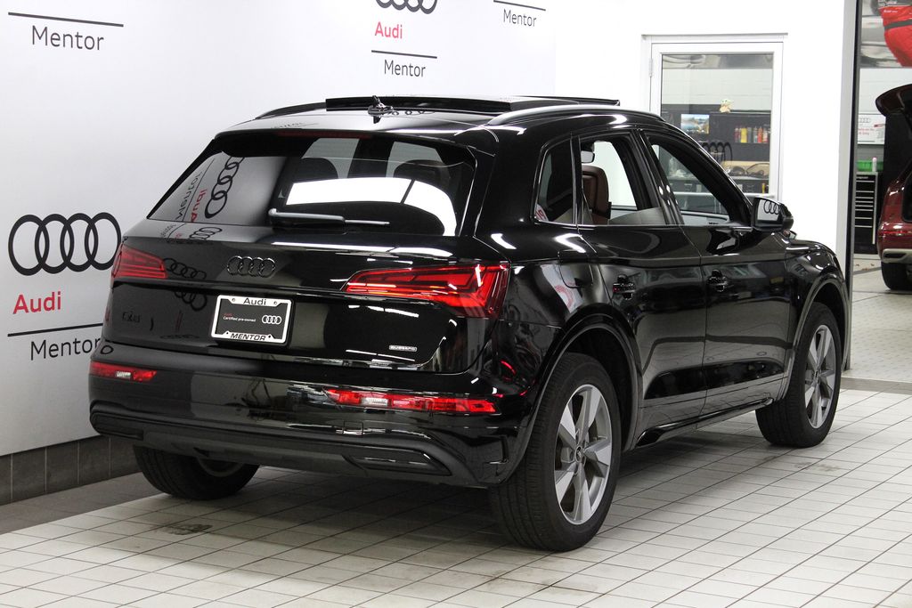 Thumbnail: 2025 Audi Q5 - 6