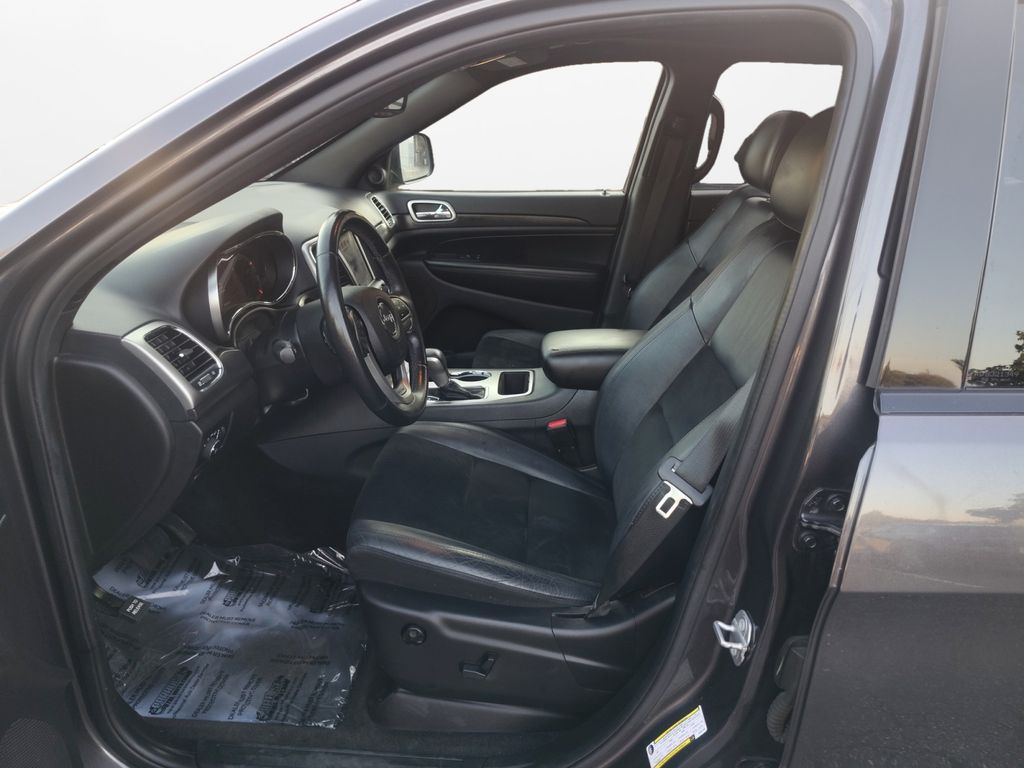 Used Car 2018 Jeep Grand Cherokee  Altitude For Sale Under $20,000 In Austin, Texas