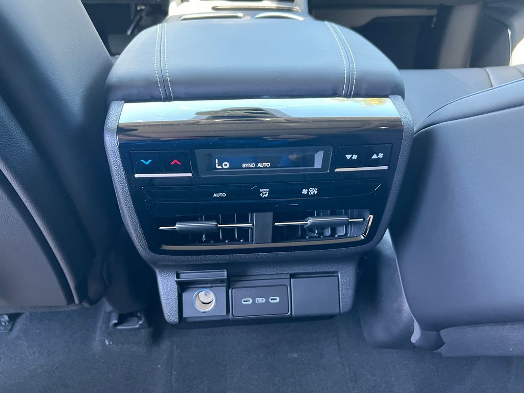 Thumbnail: 2026 Acura MDX - 22