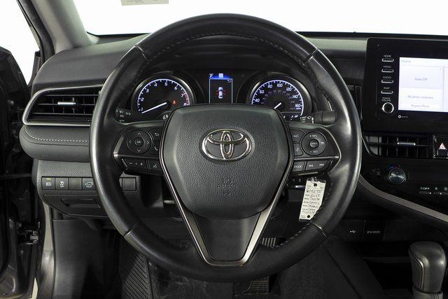 2022 Toyota Camry SE 26