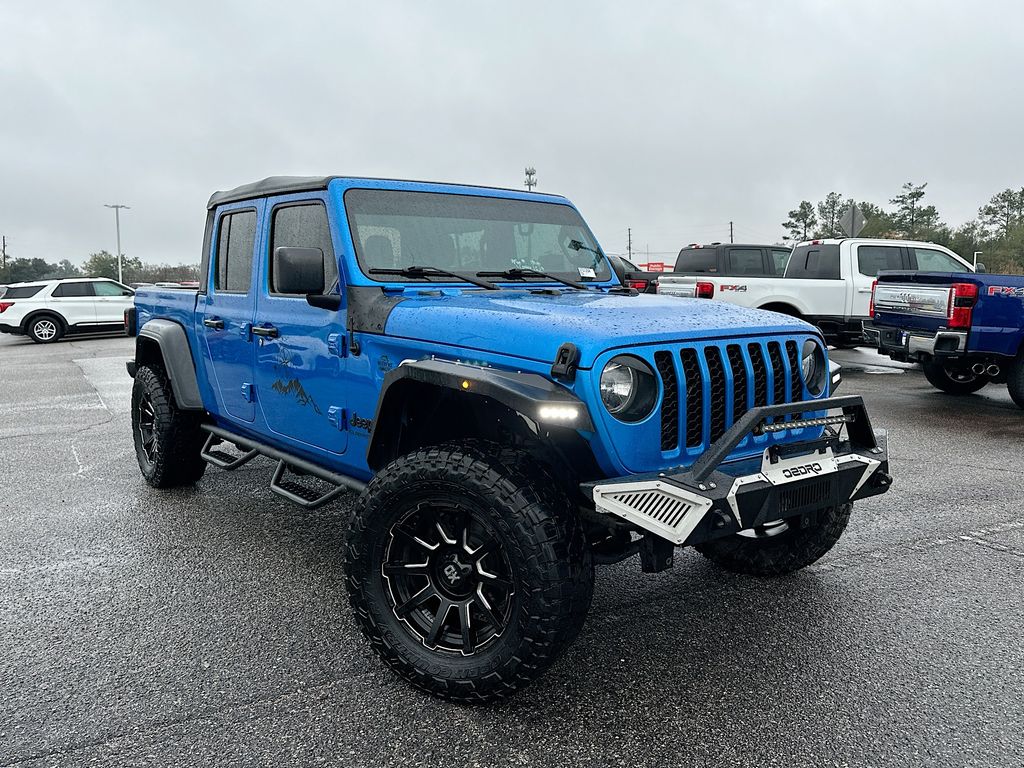 2021 Jeep Gladiator Sport