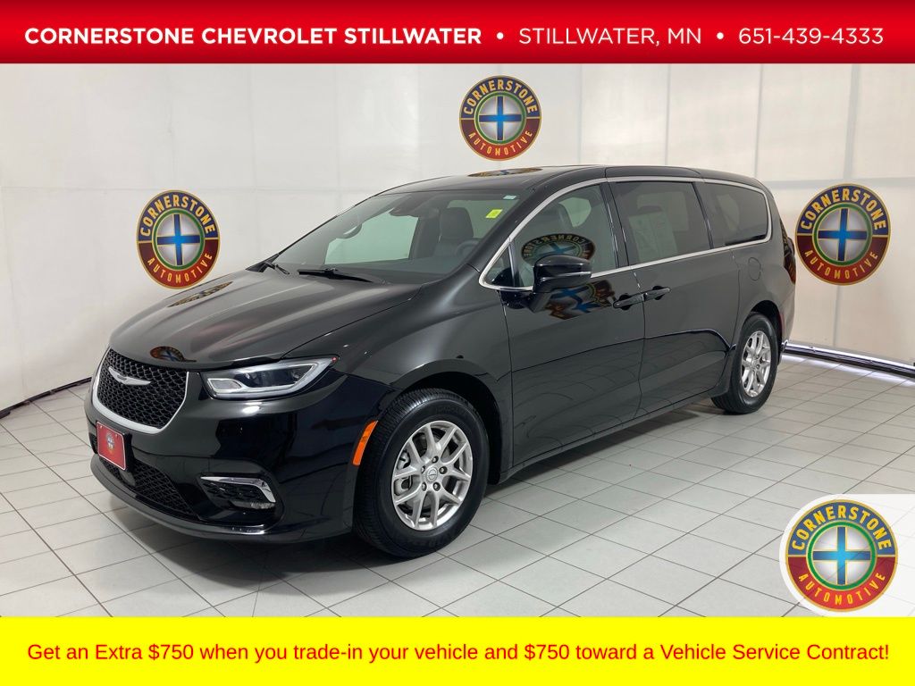 2025 Chrysler Pacifica Select FWD