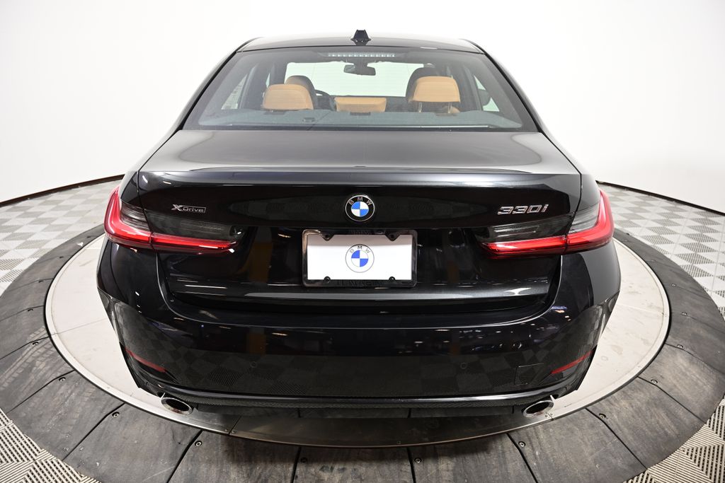 2025 BMW 3 Series 330i xDrive 4