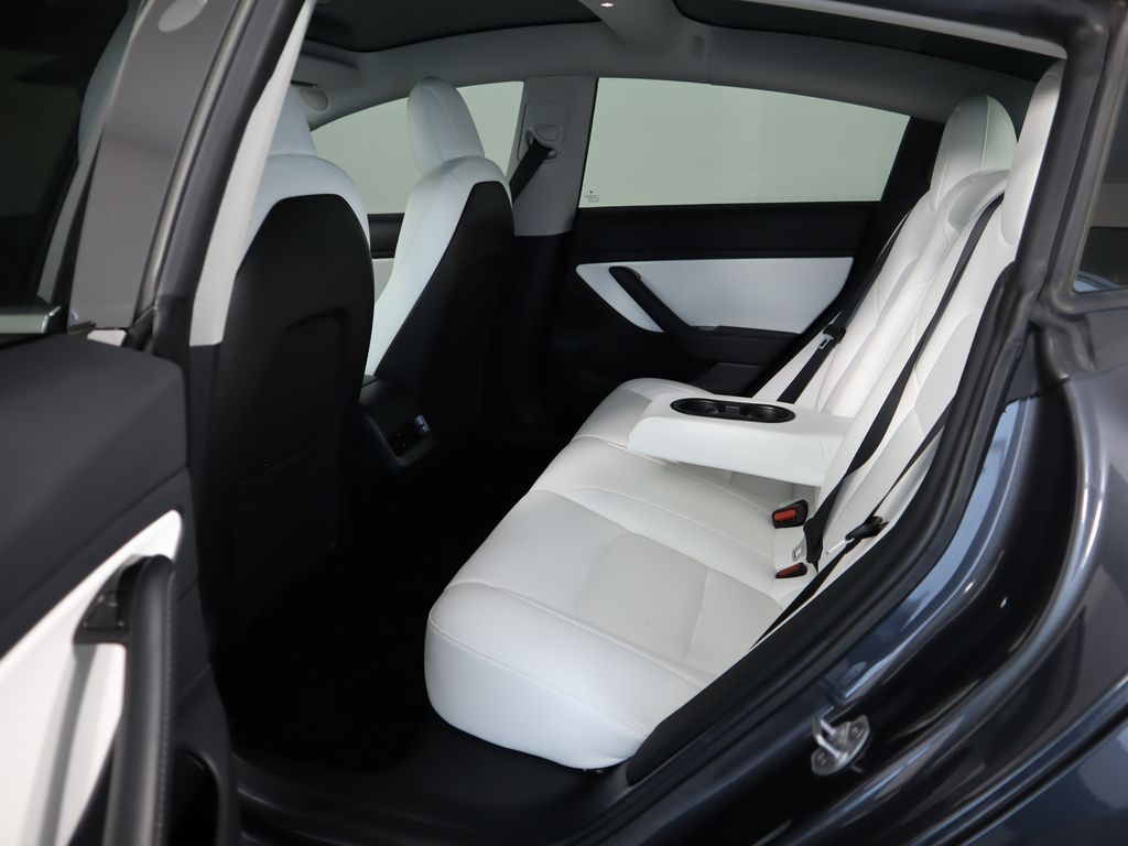 Thumbnail: 2019 Tesla Model 3 - 22