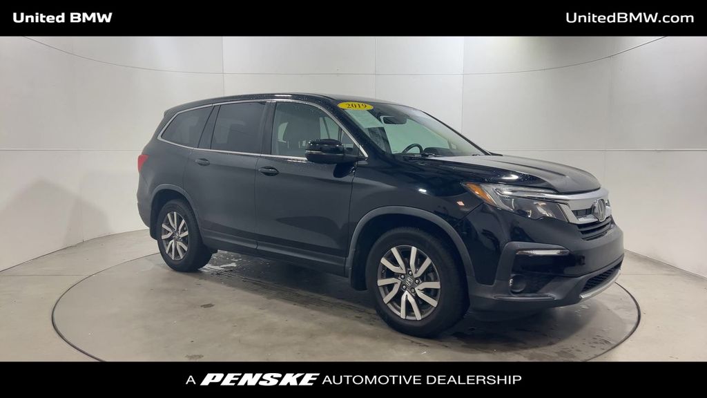 Thumbnail: 2019 Honda Pilot - 2