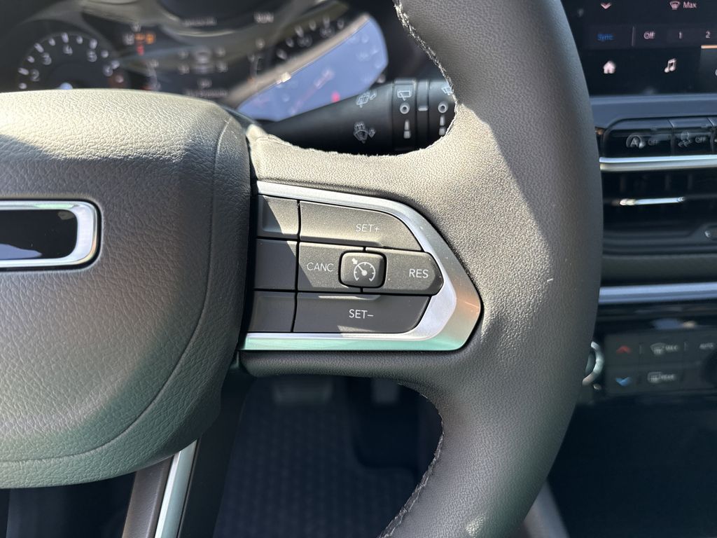 2026 Jeep Compass Latitude Blue at Victoria Chrysler Dodge Jeep Ram