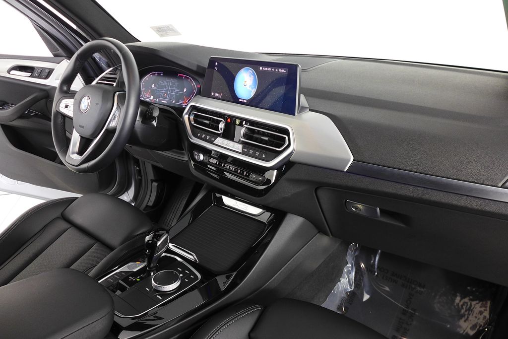 Thumbnail: 2023 BMW X3 - 13