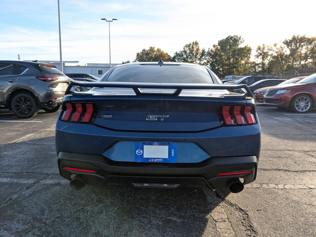 2024 Ford Mustang GT Fastback