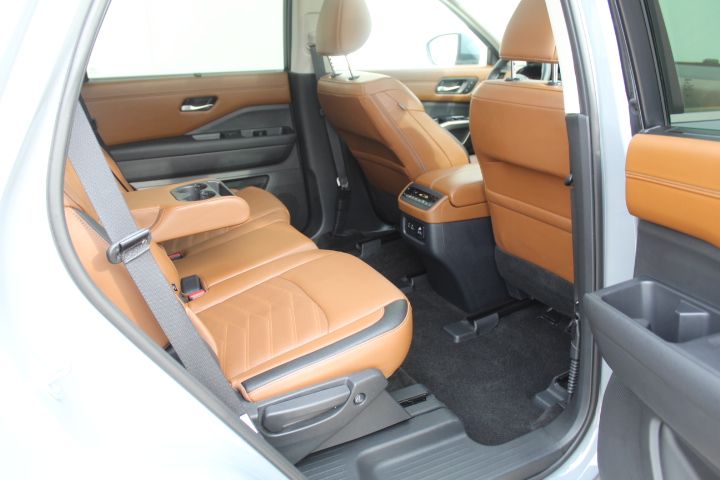 Used Car 2024 Nissan Pathfinder  Platinum For Sale Under $40,000 In Georgetown, Texas