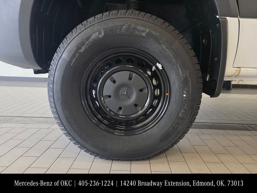 2025 Mercedes-Benz Sprinter Cargo Van Base - Photo 6