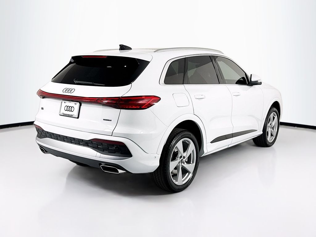 Thumbnail: 2026 Audi Q5 - 5