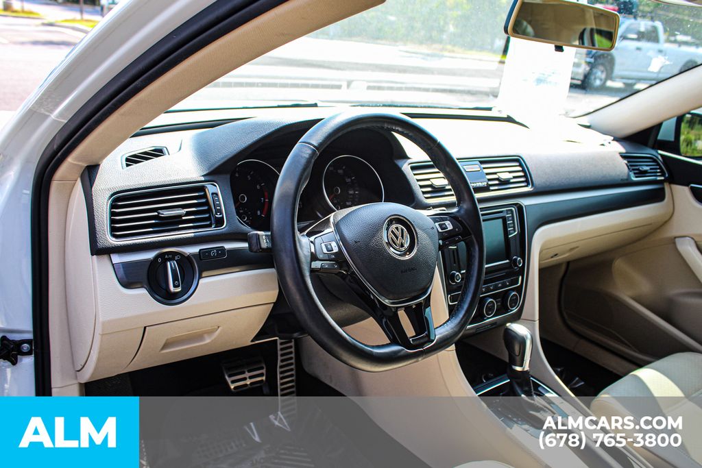 Used 2018 White Volkswagen 2.0T R-Line image 21