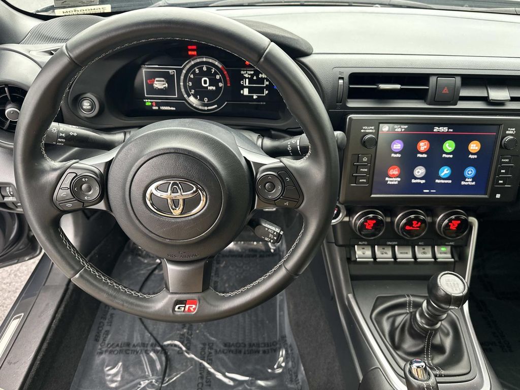 Thumbnail: 2023 Toyota GR86 - 30