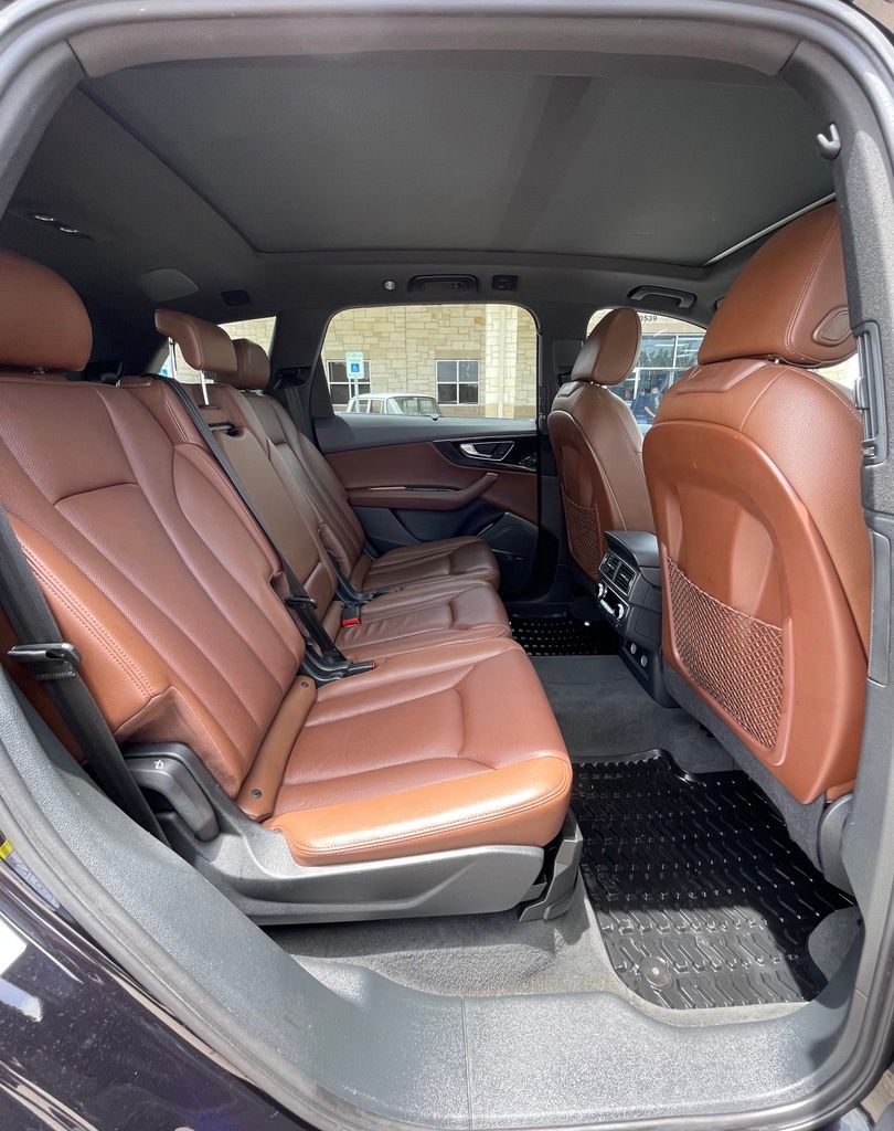 2018 Audi Q7 3.0T Prestige Black at Autostrade