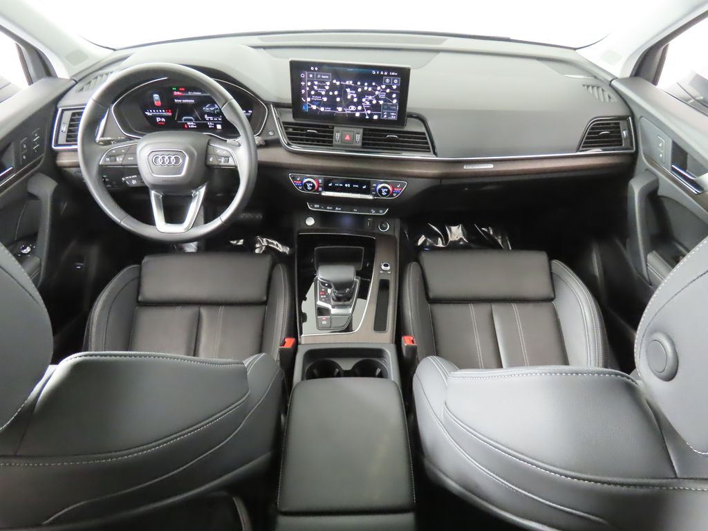 Thumbnail: 2025 Audi Q5 - 12