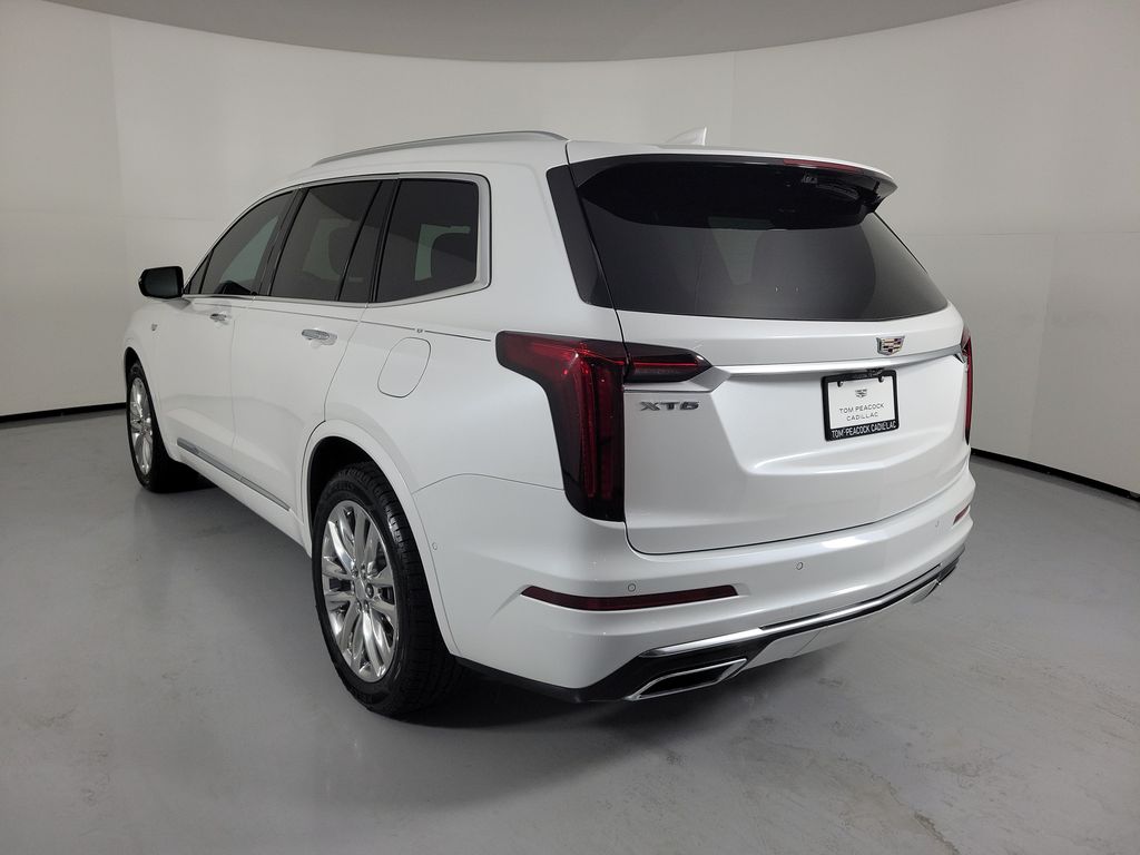 2024 Cadillac XT6 Premium Luxury - 2