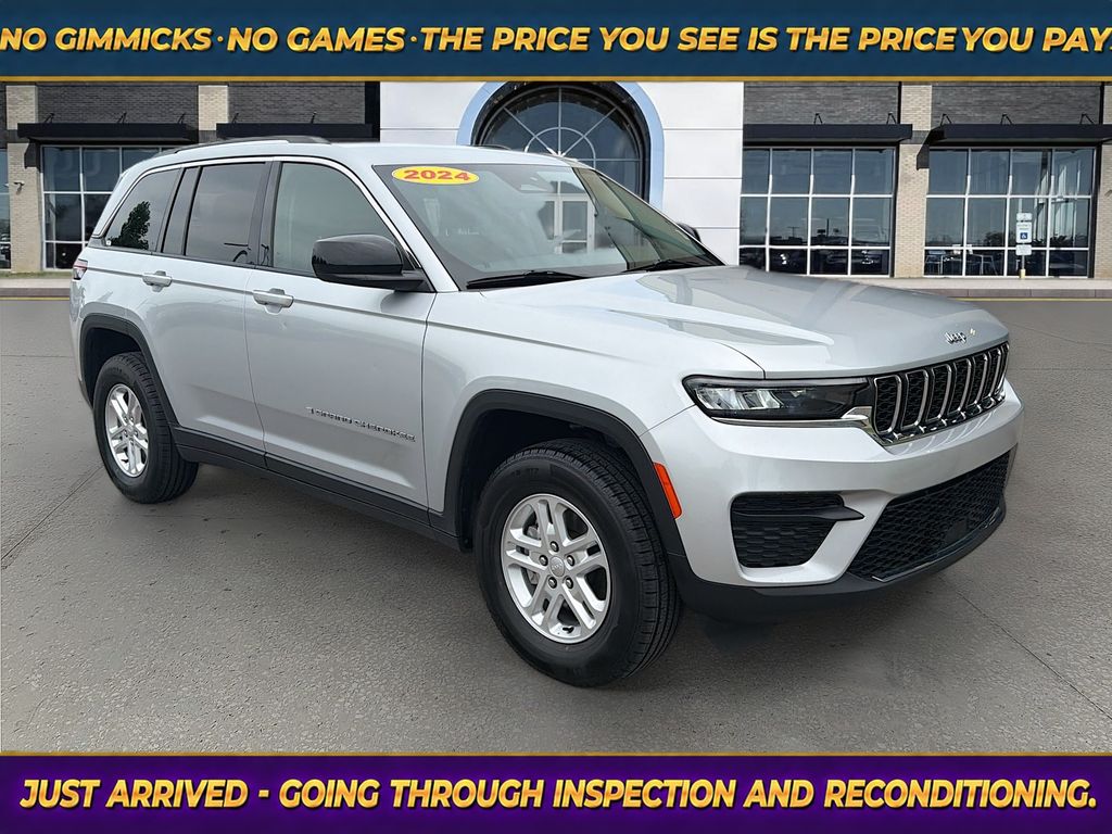 Silver Zynith 2024 Jeep Grand Cherokee Laredo RWD SUV / Crossover 4X2 8-Speed Automatic