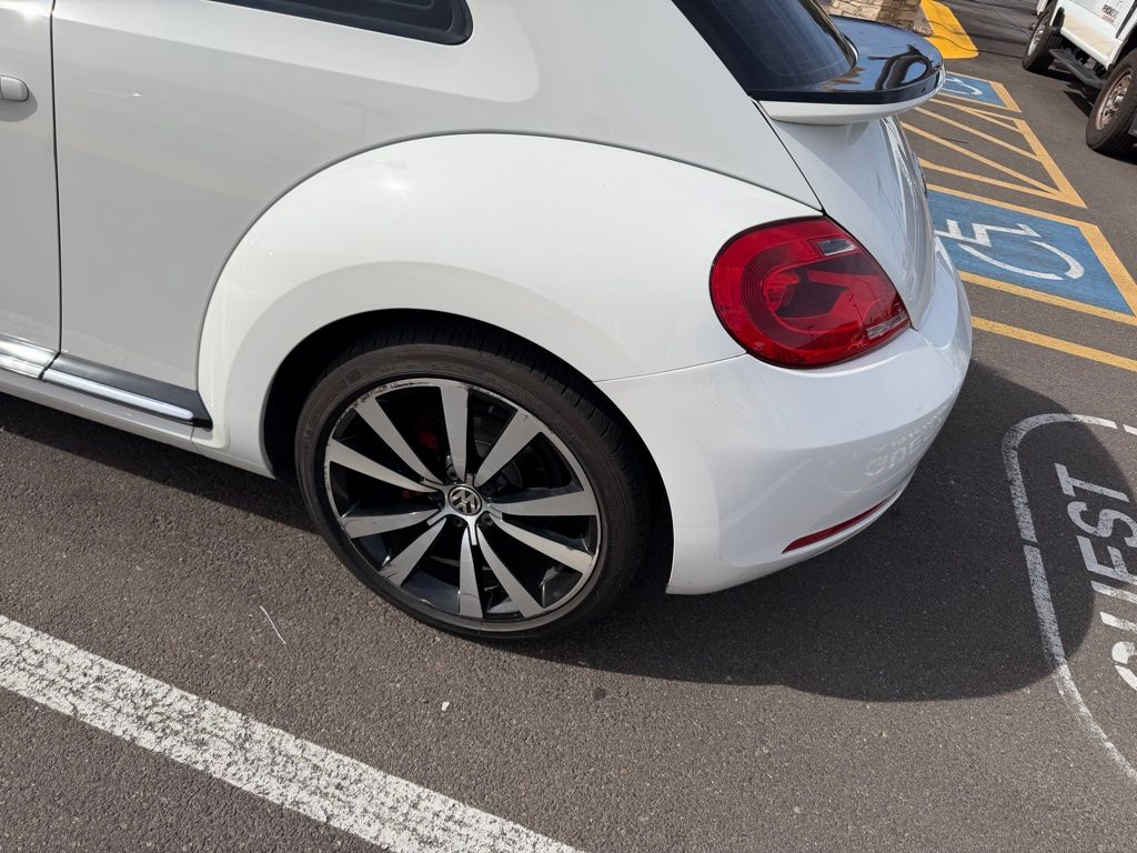 Thumbnail: 2012 Volkswagen Beetle - 6