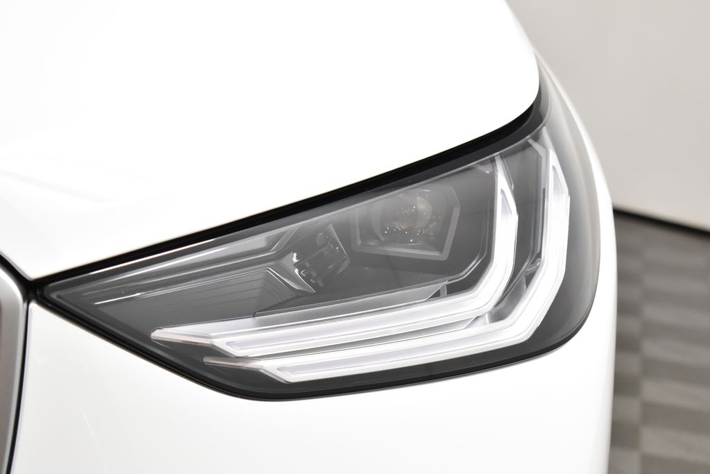 Thumbnail: 2026 BMW X3 - 11