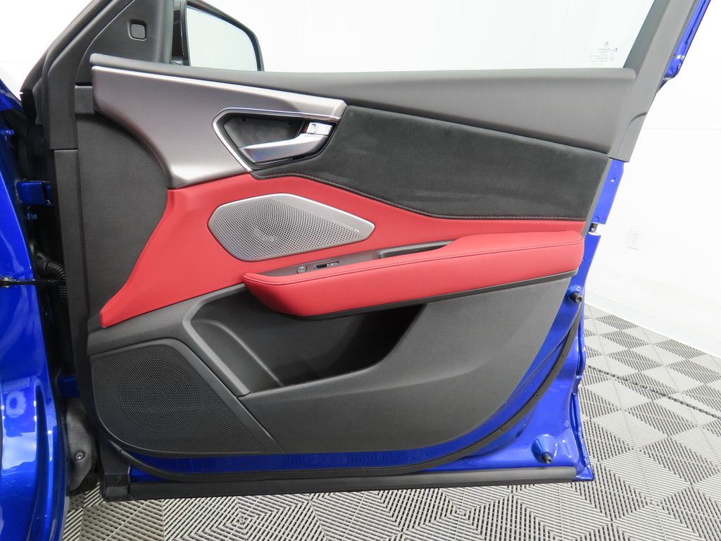 Thumbnail: 2025 Acura RDX - 26