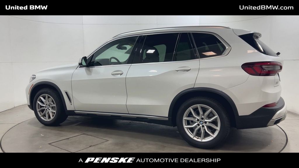 Thumbnail: 2020 BMW X5 - 6