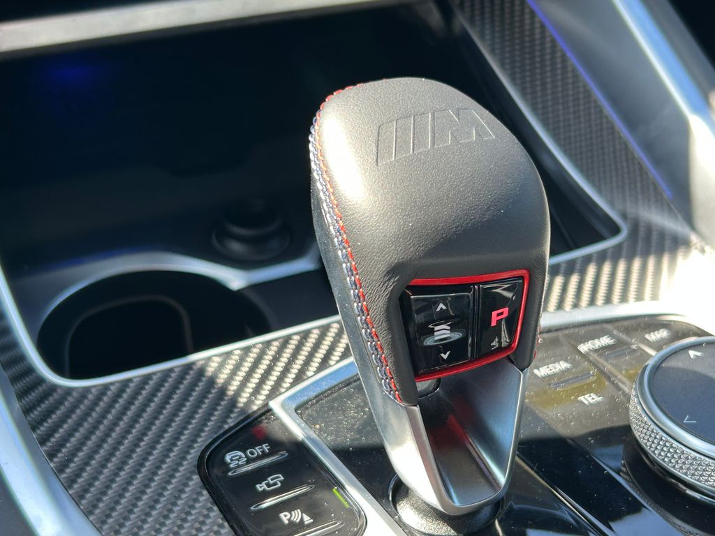 2025 BMW XM  29