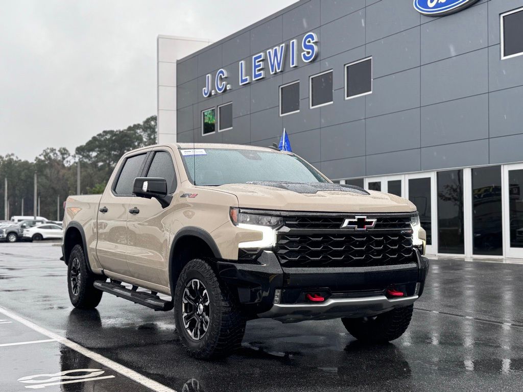 2022 Chevrolet Silverado 1500 ZR2's photo