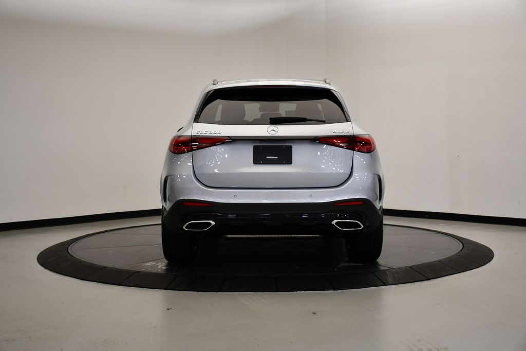 Thumbnail: 2026 Mercedes-Benz GLC - 4