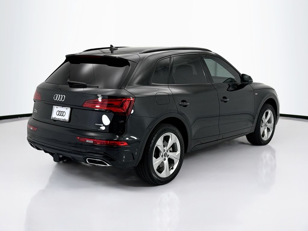 Thumbnail: 2023 Audi Q5 - 5