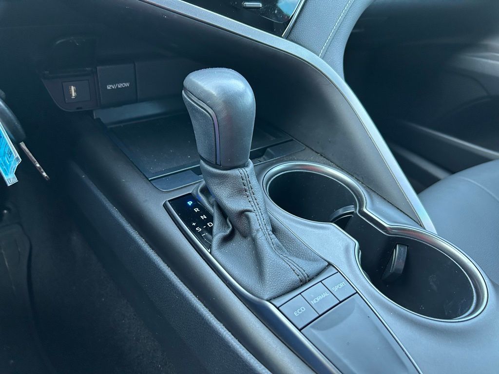 Thumbnail: 2023 Toyota Camry - 27