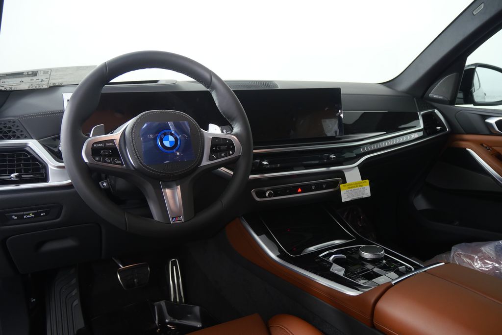 Thumbnail: 2026 BMW X5 - 18