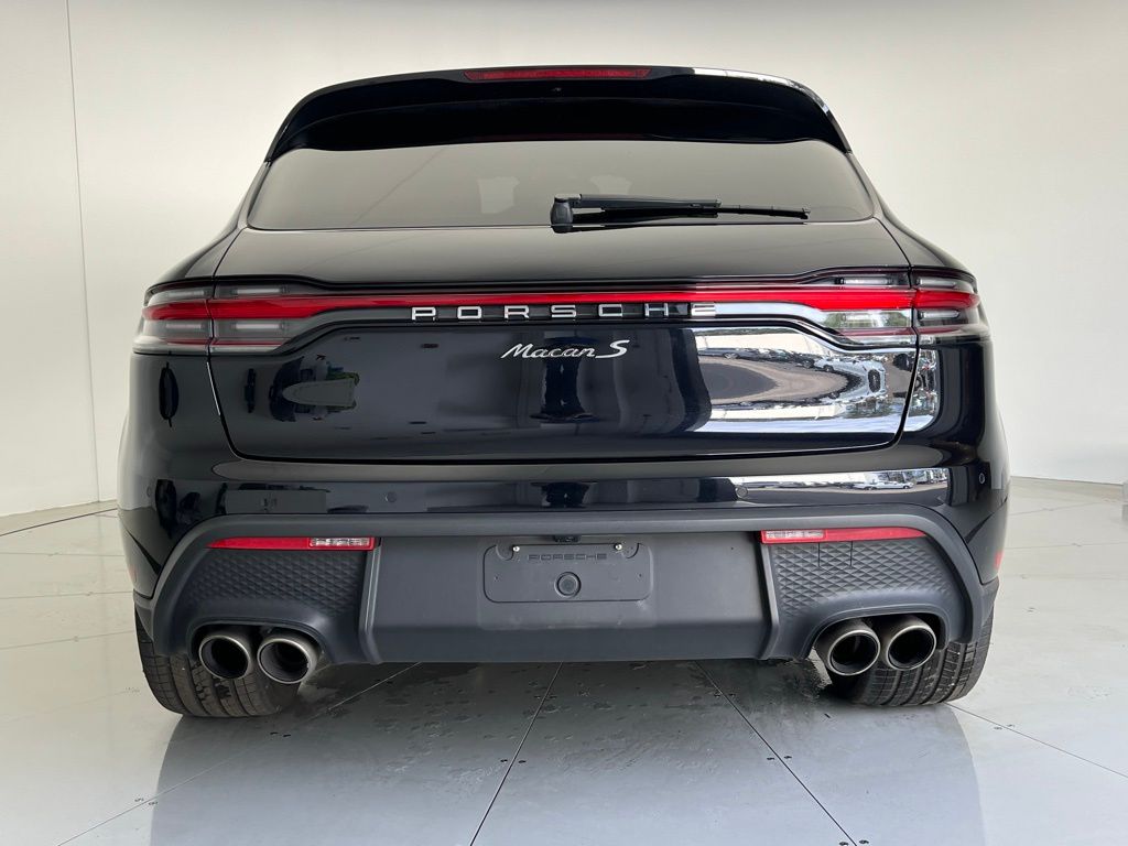 Thumbnail: 2023 Porsche Macan - 21