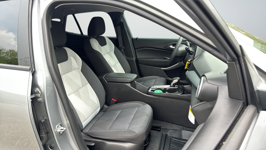 Used 2026 Chevrolet Trax LS 4D Sport Utility