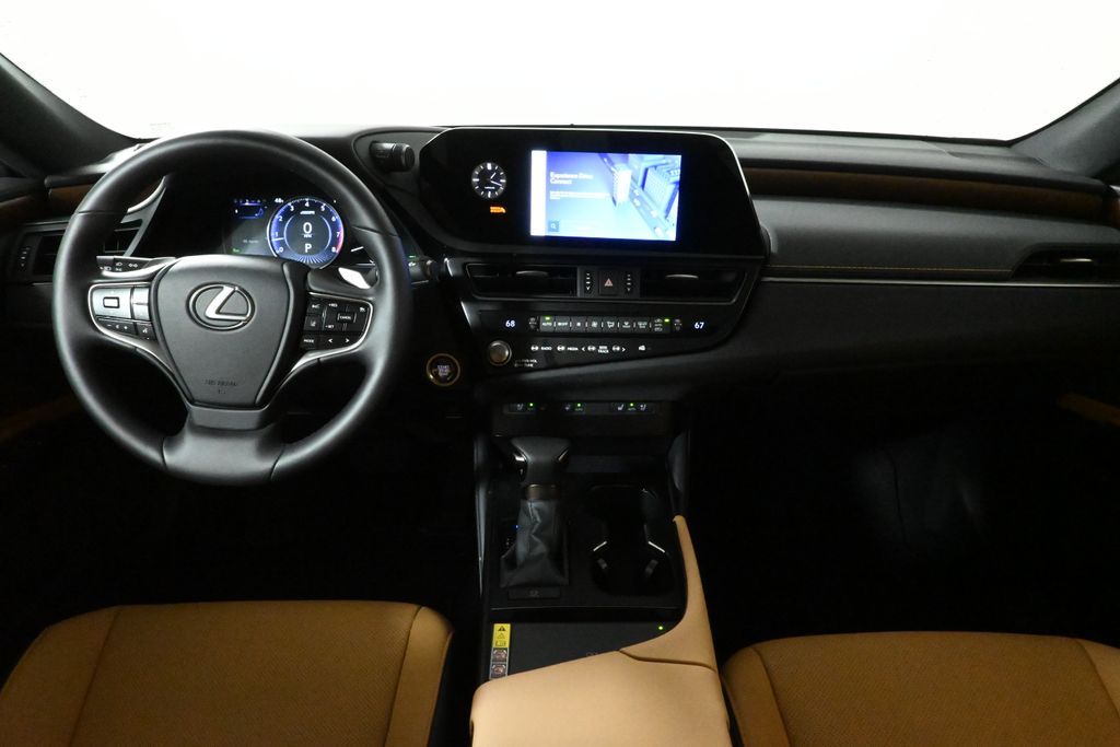 Thumbnail: 2025 Lexus ES - 16