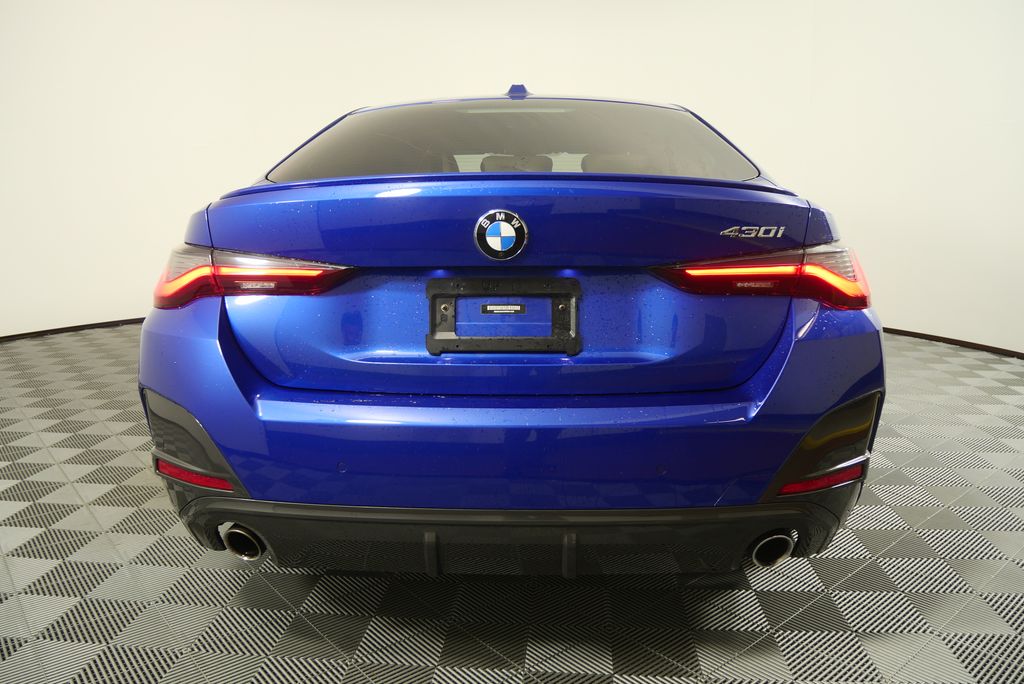 Thumbnail: 2022 BMW 4 Series - 4