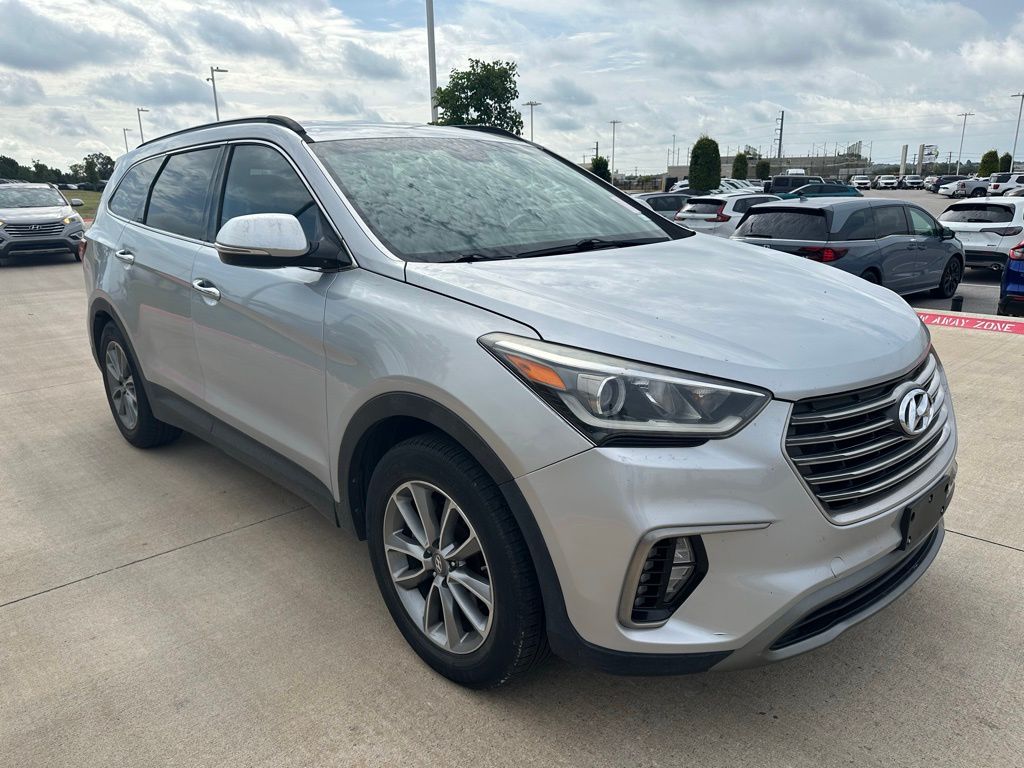 Thumbnail: 2017 Hyundai Santa Fe - 2