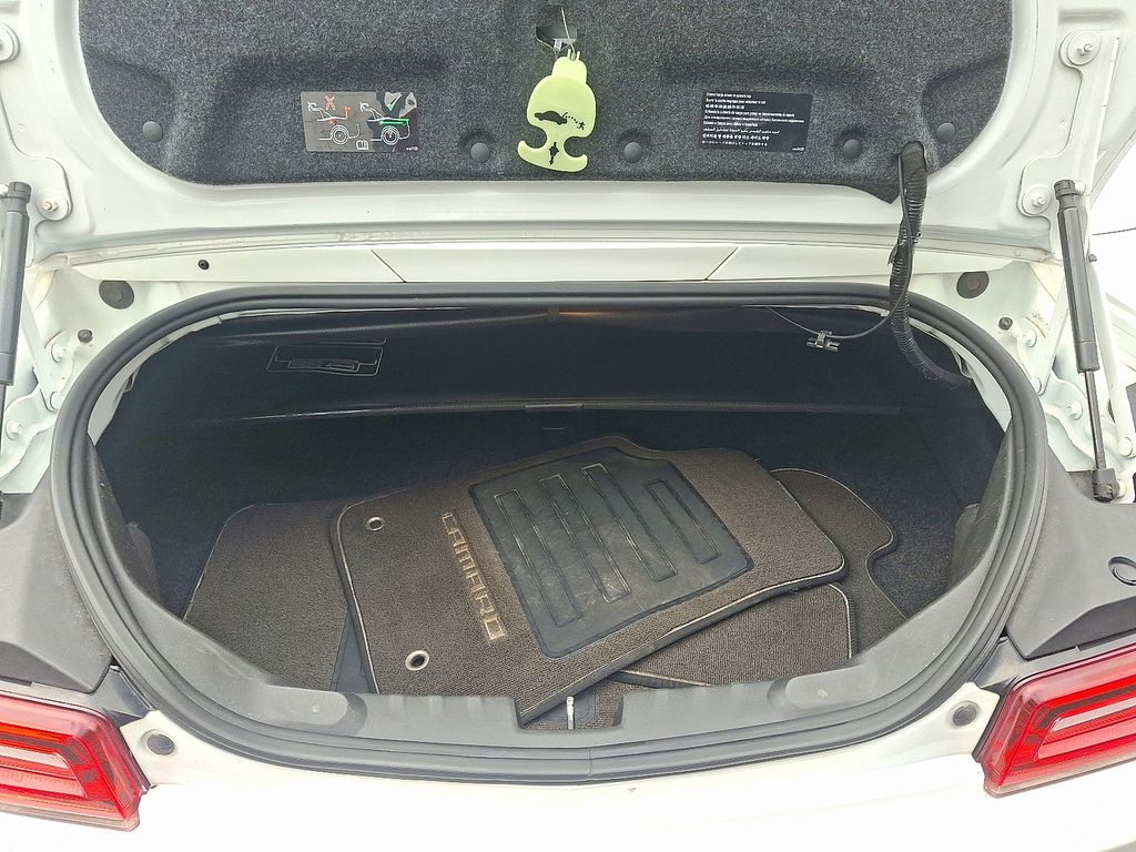 Thumbnail: 2014 Chevrolet Camaro - 28