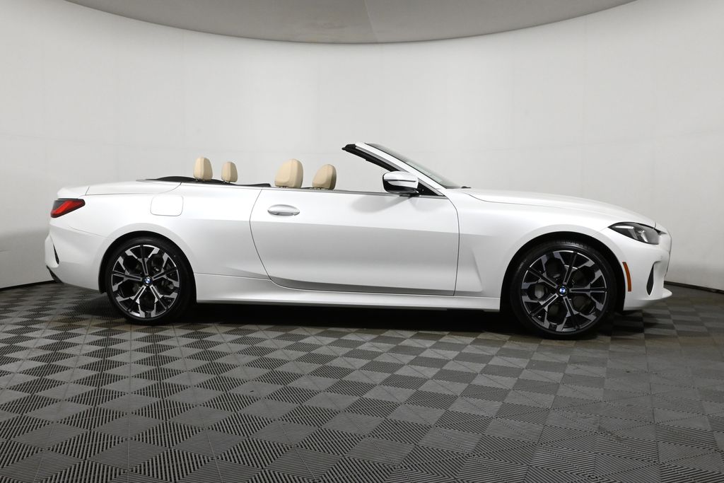 Thumbnail: 2026 BMW 4 Series - 16