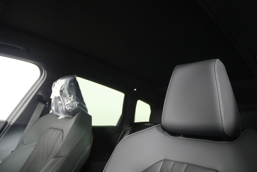 Thumbnail: 2026 BMW X3 - 11