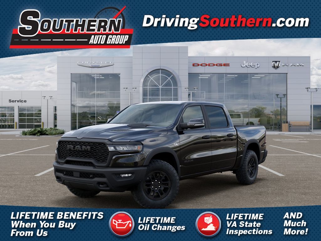 Diamond Black Crystal Pearlcoat 2026 RAM 1500 Pickup Truck Four-Wheel Drive 8-Speed Automatic