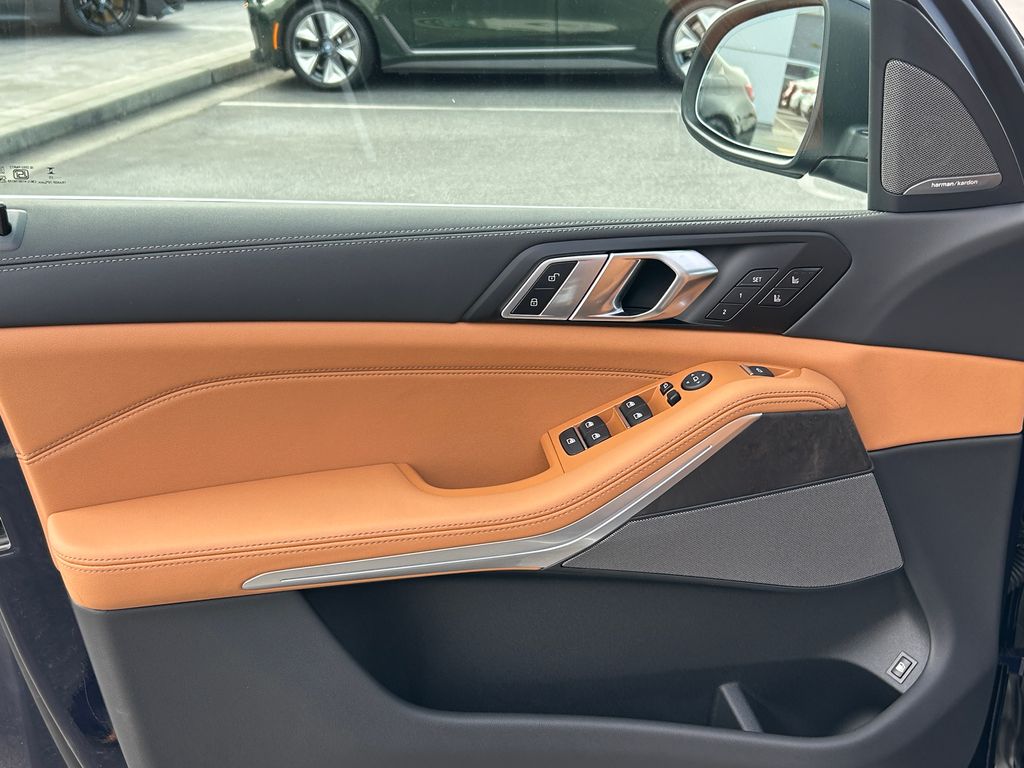 2026 BMW X5 xDrive50e 11